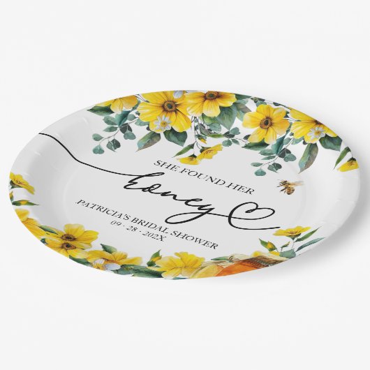 Sie fand ihr Honey-Brautparty Pappteller (Schrägansicht)