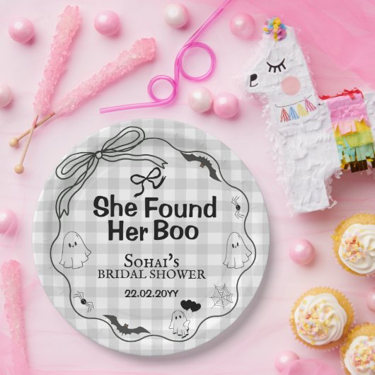 Sie fand ihr perfektes Boo-Brautparty-Party Pappteller (Party)