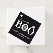 Sie fand ihr schwarzes Halloween-Brautparty