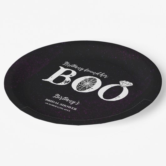 Sie fand ihr schwarzes Halloween-Brautparty Pappteller (Schrägansicht)