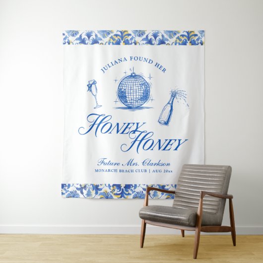 Sie fand ihren Honey Honey Blue Greece Bachelorett Wandteppich (Beispiel)