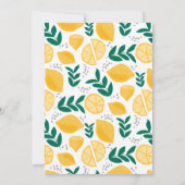 Sie fand ihren wichtigsten Squeeze-Junggeselinnen- Einladung (Rückseite)