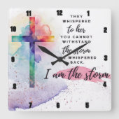 Sie flüsterte zurück. Ich bin der Sturm. Quadratische Wanduhr (Vorderseite)