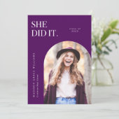 Sie gab den Violet Arch Abschluss bekannt Einladung (Stehend Vorderseite)