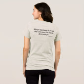 Sie geht durch Feuer T-Shirt Tri-Blend Shirt (Rückseite voll)