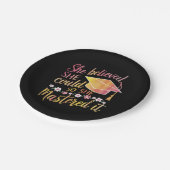 Sie glaubte, dass sie es schaffen könnte, es zu me pappteller (Schrägansicht)