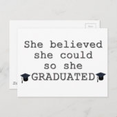 Sie glaubte, sie könne Abschluss machen Ankündigungspostkarte (Vorne/Hinten)