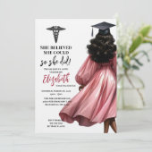 Sie glaubte, sie könne also Abschluss machen Einladung (Stehend Vorderseite)