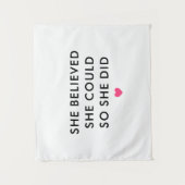 Sie glaubte, sie könne also Wandteppiche machen (Vorderseite)