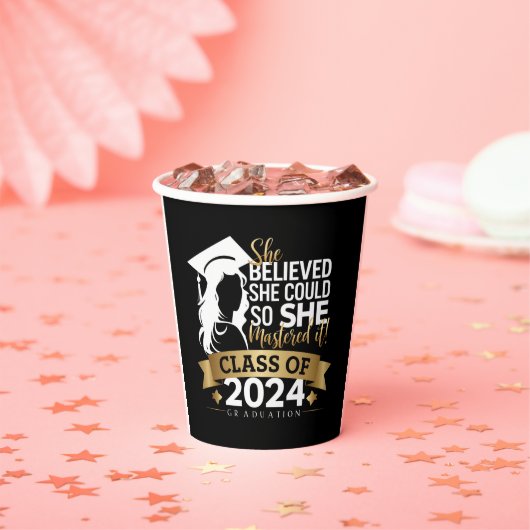 Sie glaubte, sie könnte es also 2024 schaffen pappbecher (Insitu)