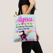 SIE GLAUBTE, SIE KÖNNTE GYMNAST DESIGN TASCHE (Von Nahem)