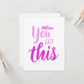 Sie Got dieses Zitat rosa Personalisierter Name Fl Karte (Vorderseite/Rückseite Beispiel)