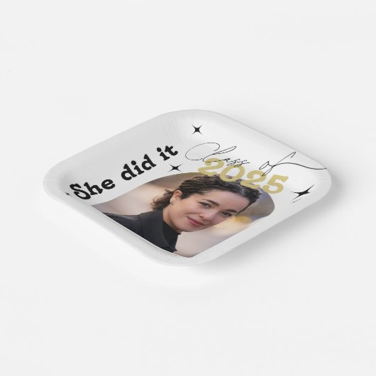 Sie hat das Foto-Graduiertenstudio gemacht Pappteller (Gewinkelt)