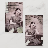 Sie hat die ganze Zeit Visitenkarte (Vorne/Hinten)