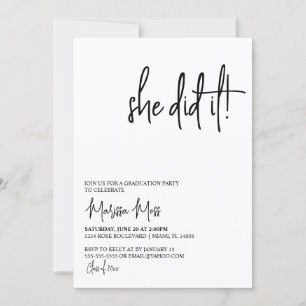 Sie hat eine Einladung zur modernen Graduiertenpar