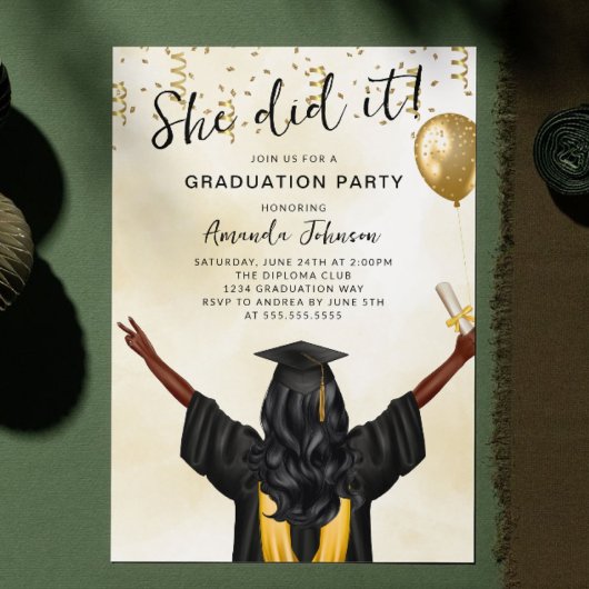 Sie hat eine Female Graduation Party gemacht Einladung