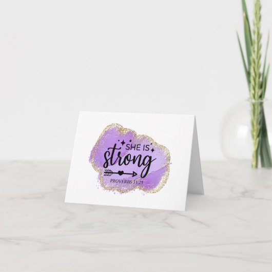 Sie hat eine feste, leere Karte (Vorderseite)