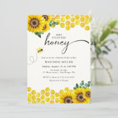 Sie hat ihre Honey Brautparty Bee gefunden Einladung (Stehend Vorderseite)