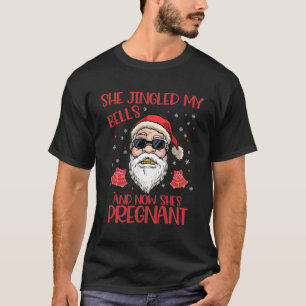 Sie hat meine Glocken gequetscht und jetzt hat sie T-Shirt