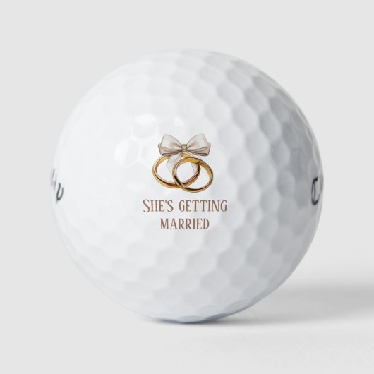 "Sie heiratet" Romantisches Verspieltes Hochzeits- Golfball (Vorderseite)
