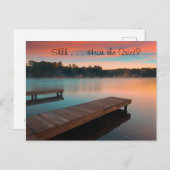 Sie hört die ruhige Lake Card Postkarte (Vorne/Hinten)
