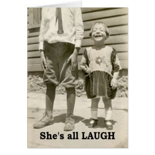 Sie ist alles Lachen - FREIER RAUM