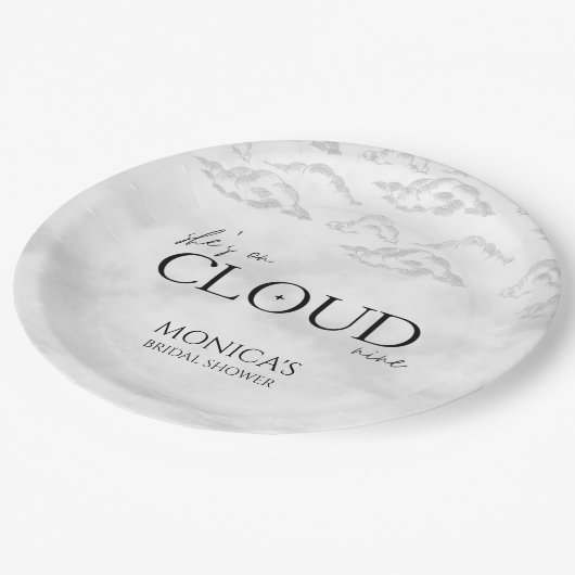 Sie ist auf Cloud 9 Dreamy Elegant Brautparty Pappteller (Schrägansicht)