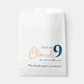 Sie ist auf Cloud 9 Elegant Texture Brautparty Geschenktütchen (Vorderseite)