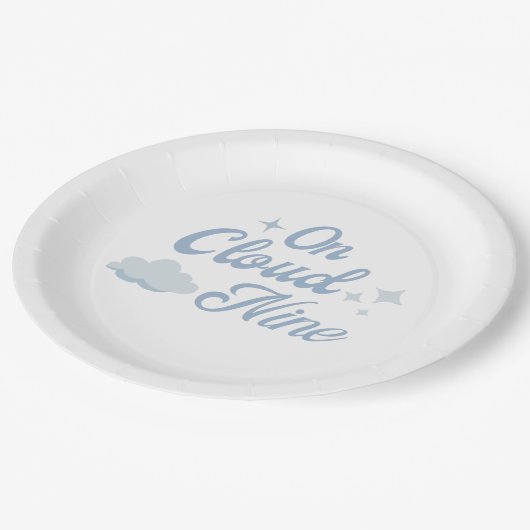 Sie ist auf Cloud 9 Junggeselinnen-Abschied Pappteller (Schrägansicht)