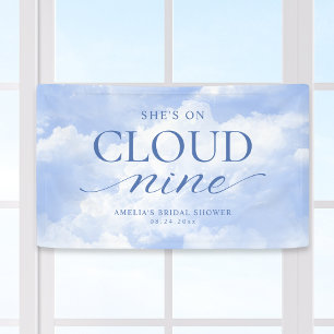 Sie ist auf Cloud Nine Blue Brautparty Banner