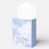 Sie ist auf Cloud Nine Blue Vielen Dank Geschenkschachtel (Geöffnet)