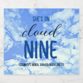 Sie ist auf Cloud Nine! Brautparty/Bachelorette Bierflaschenetikett (Einzelnes Label)