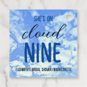 Sie ist auf Cloud Nine! Brautparty/Bachelorette Geschenkanhänger (Rückseite)