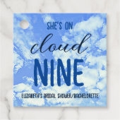 Sie ist auf Cloud Nine! Brautparty/Bachelorette Geschenkanhänger (Vorderseite)