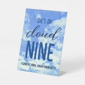 Sie ist auf Cloud Nine! Brautparty/Bachelorette Sockelschild (Vorderseite)