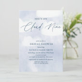 Sie ist auf Cloud Nine Brautparty Einladung (Stehend Vorderseite)