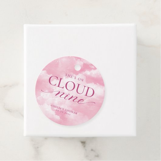 Sie ist auf Cloud Nine Pink Brautparty Geschenkanhänger (Beispiel)