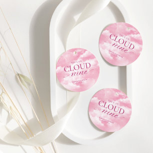 Sie ist auf rosa Cloud Nine Brautparty Geschenkanhänger