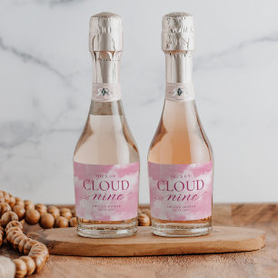Sie ist auf Wolke 7 Pink Junggesellinnenabschied Schaumweinetikett