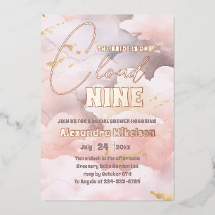 Sie ist auf Wolke 9 Rose Gold Elegante Hochzeitsdu Folieneinladung