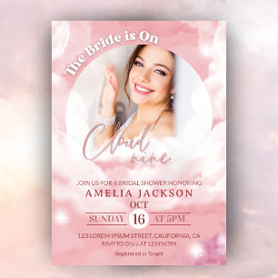 Sie ist auf Wolke neun Elegant Brautparty Dreamy Einladung