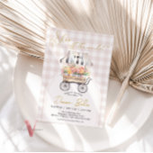 Sie ist außerhalb des Market Gingham Brautparty In Einladung