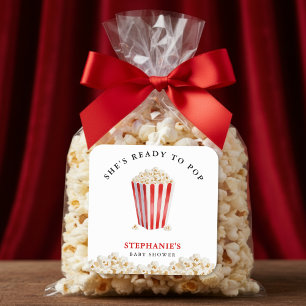 Sie ist bereit, das Baby Shower Popcorn zu knallen Quadratischer Aufkleber