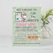 Sie ist bereit, den Shots Nursing Abschluss zu nen Einladung (Stehend Vorderseite)