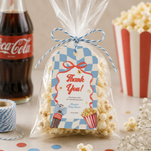 Sie ist bereit, die Soda-Cola-Retro-Baby-Party zu  Geschenkanhänger