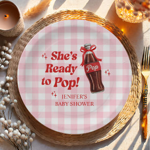 Sie ist bereit, Soda-Baby-Party zu platzen Pappteller