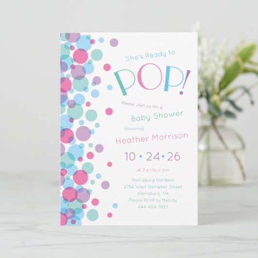 Sie ist bereit zum Pop Baby Shower Polka Dots Einladung (Stehend Vorderseite)