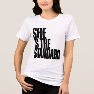 Sie ist der Maßstab, Motivationszitat-Kunst Tri-Blend Shirt