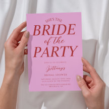 Sie ist die Braut des Partyrosabrunnens 