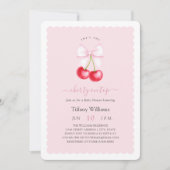 Sie ist die Cherry-On-Top-Pink Bow Baby-Dusche Einladung (Vorderseite)